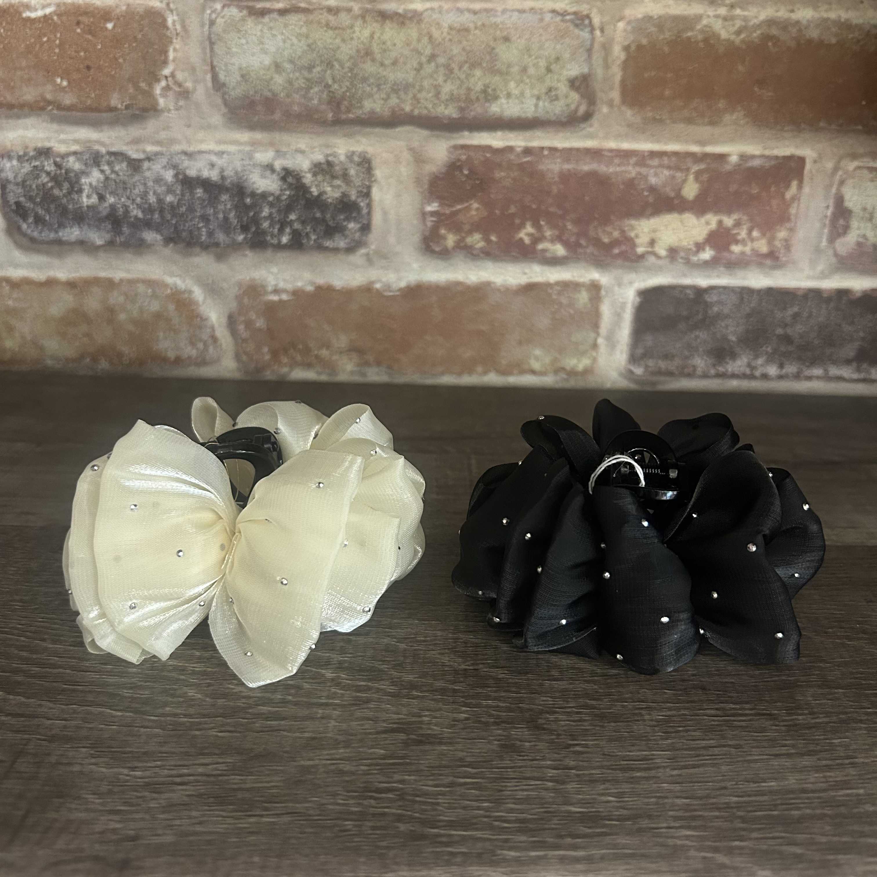 イメージ：サテンスタッズミニバンス