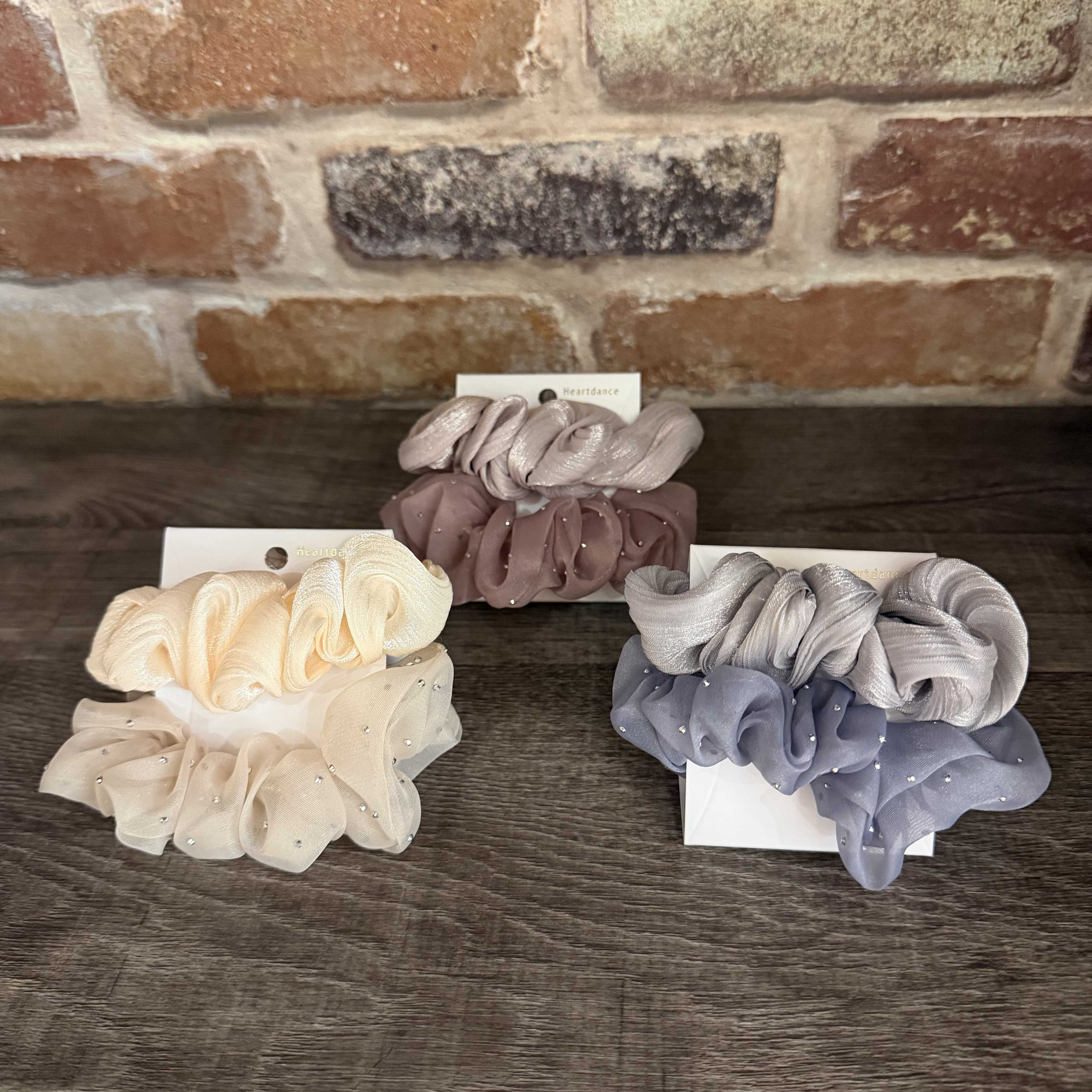 イメージ：スタッズ付き2個セットシュシュ