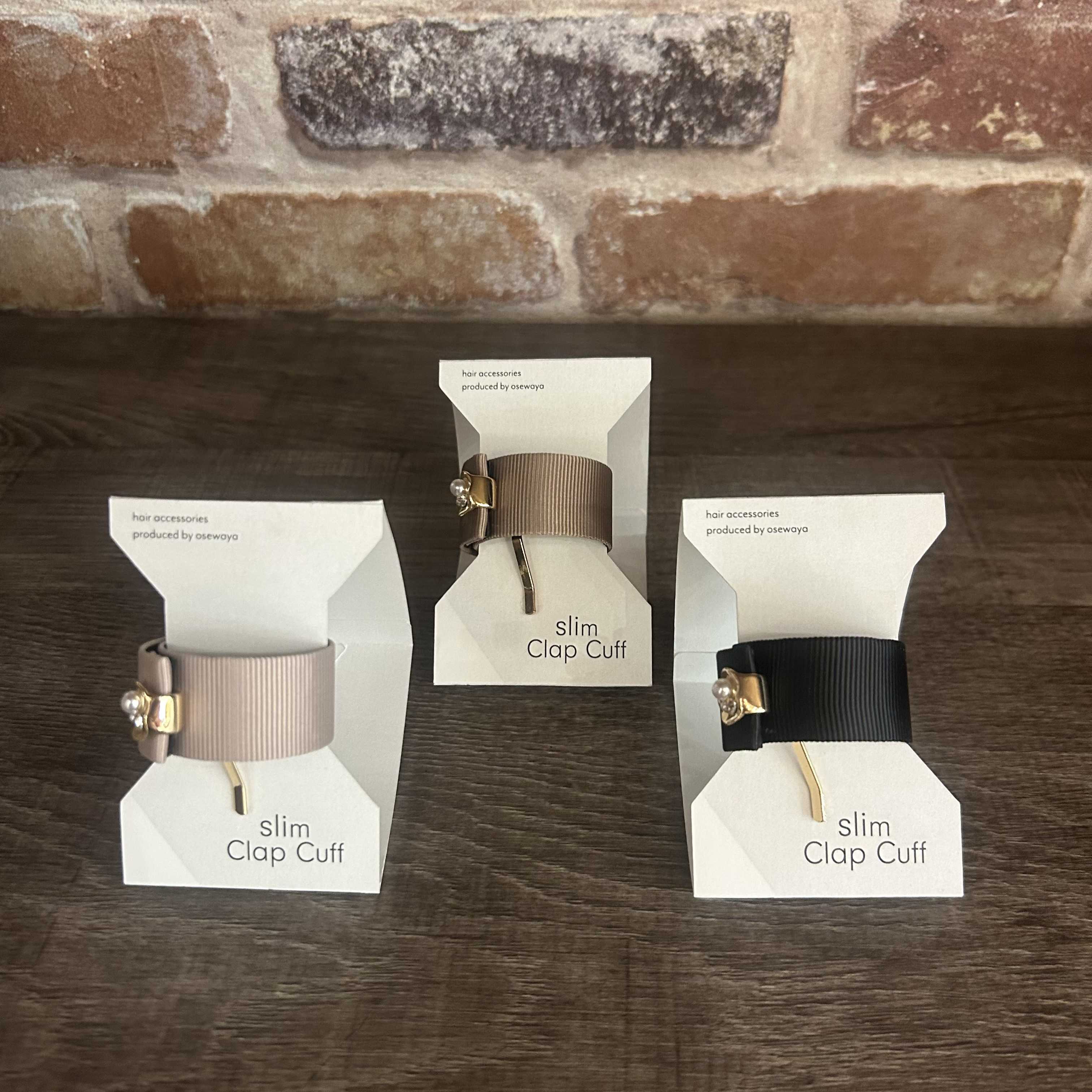 イメージ：ビジュー付きスリムクラップカフ