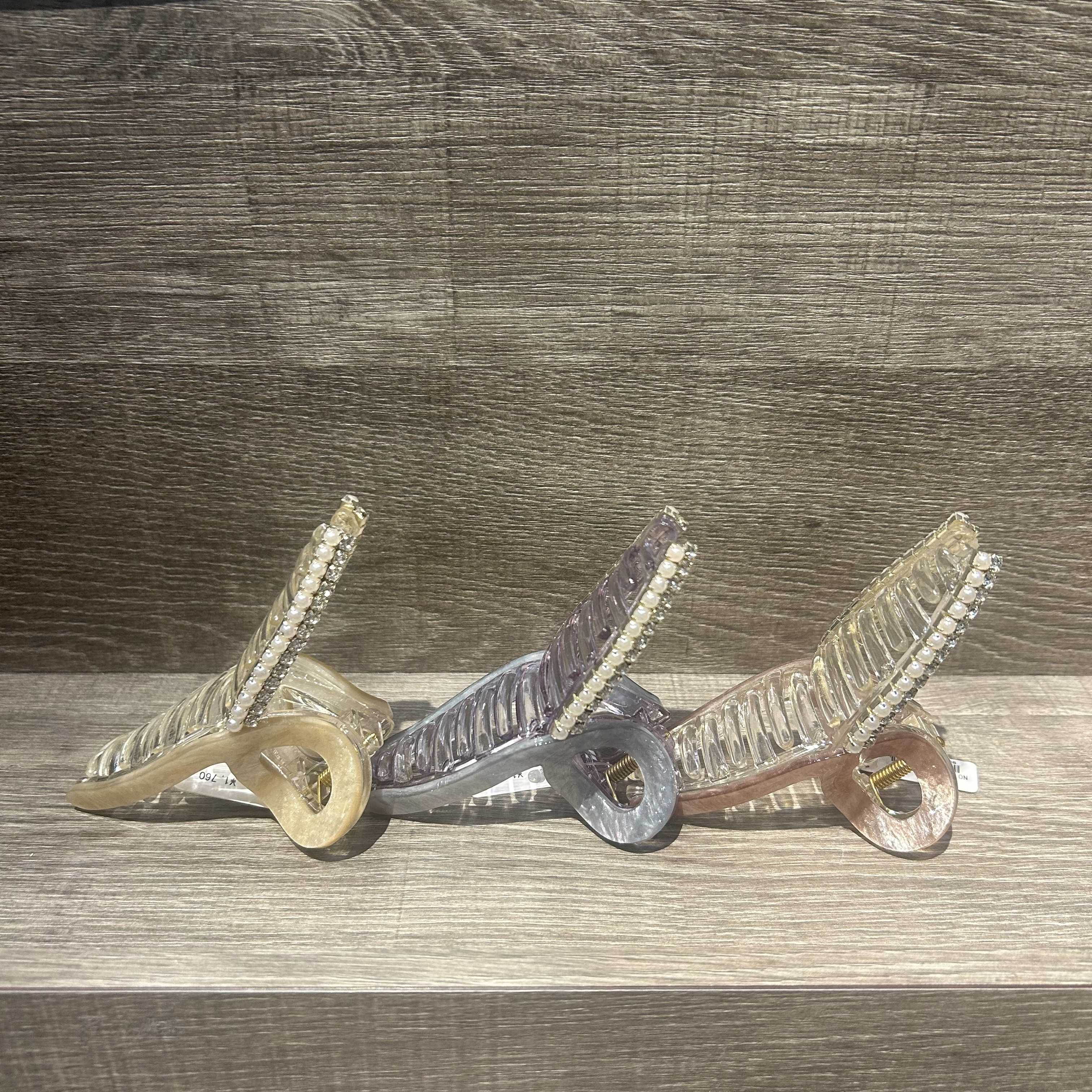 イメージ：オーロララメビジューアクリルバンス