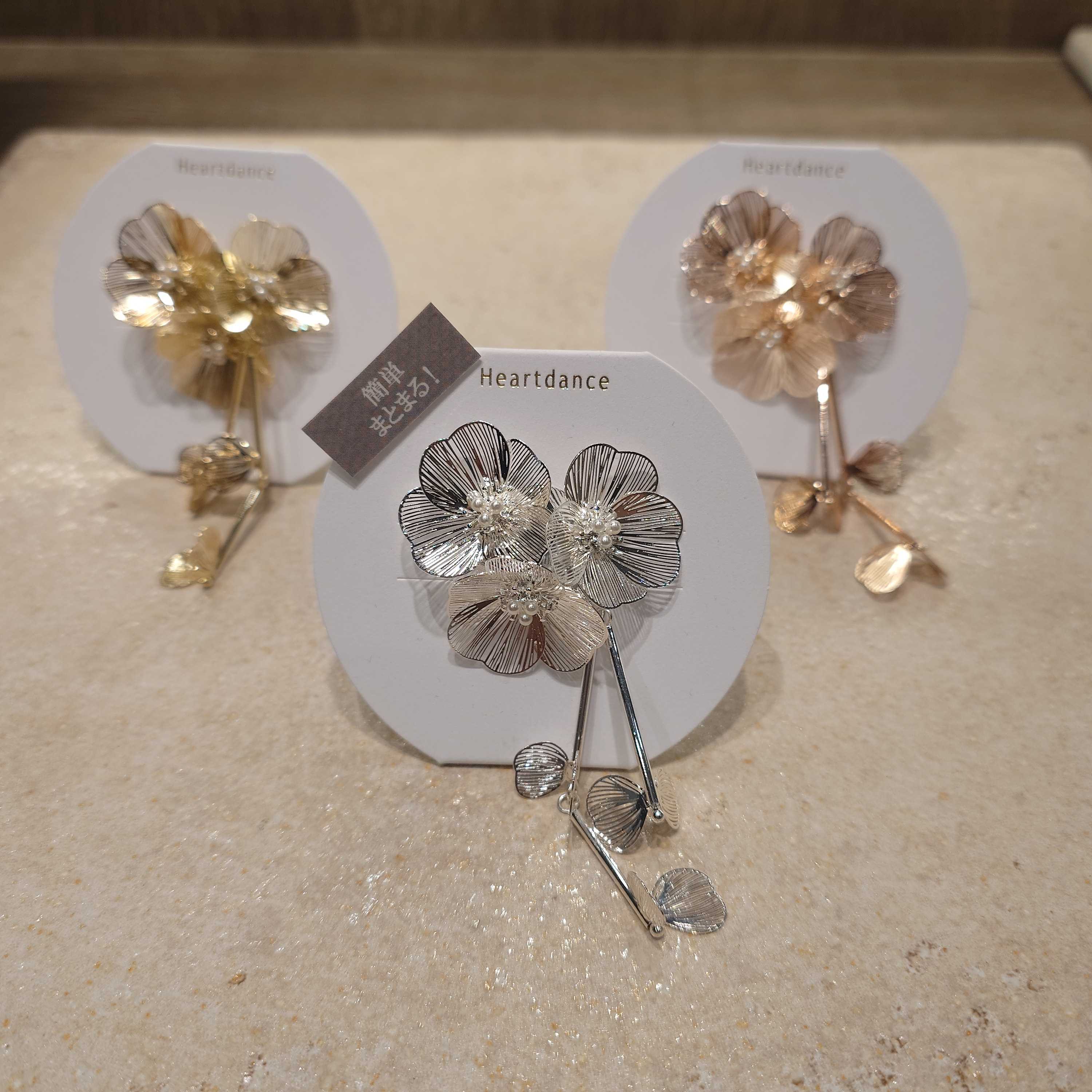 イメージ：ヴェールフラワーフックポニー