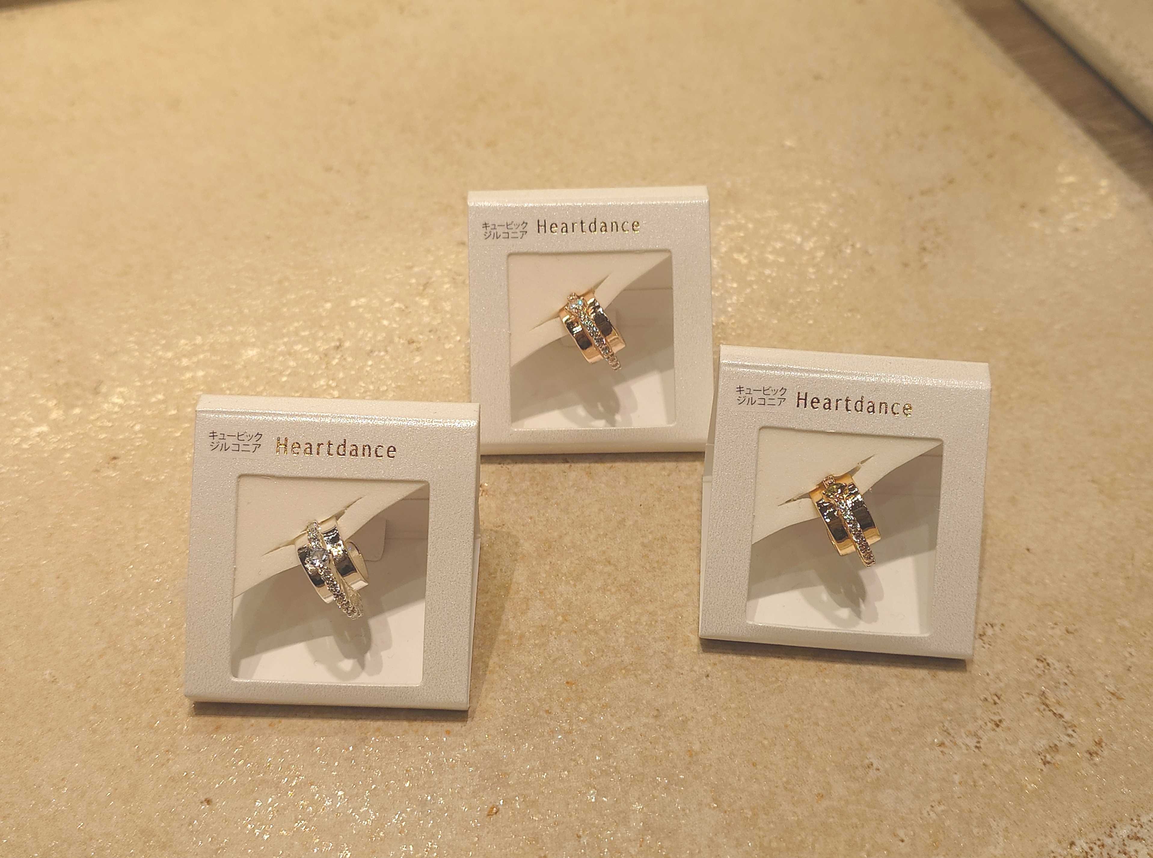 イメージ：ラインストーンメタルイヤカフ