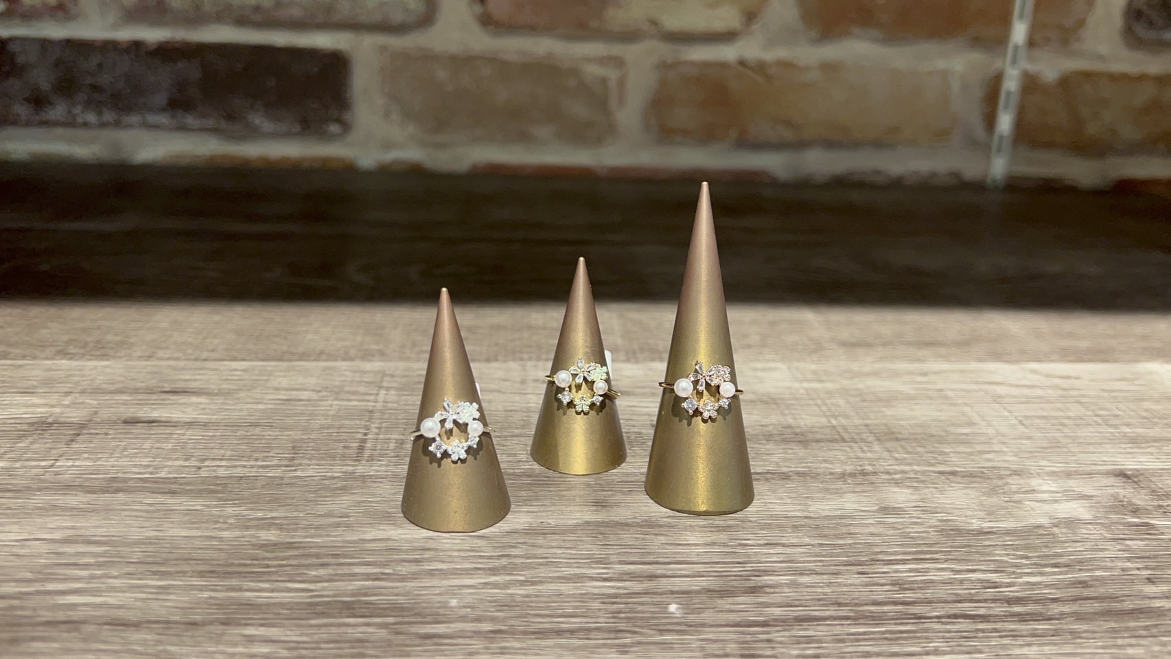 イメージ：フラワーリースリング