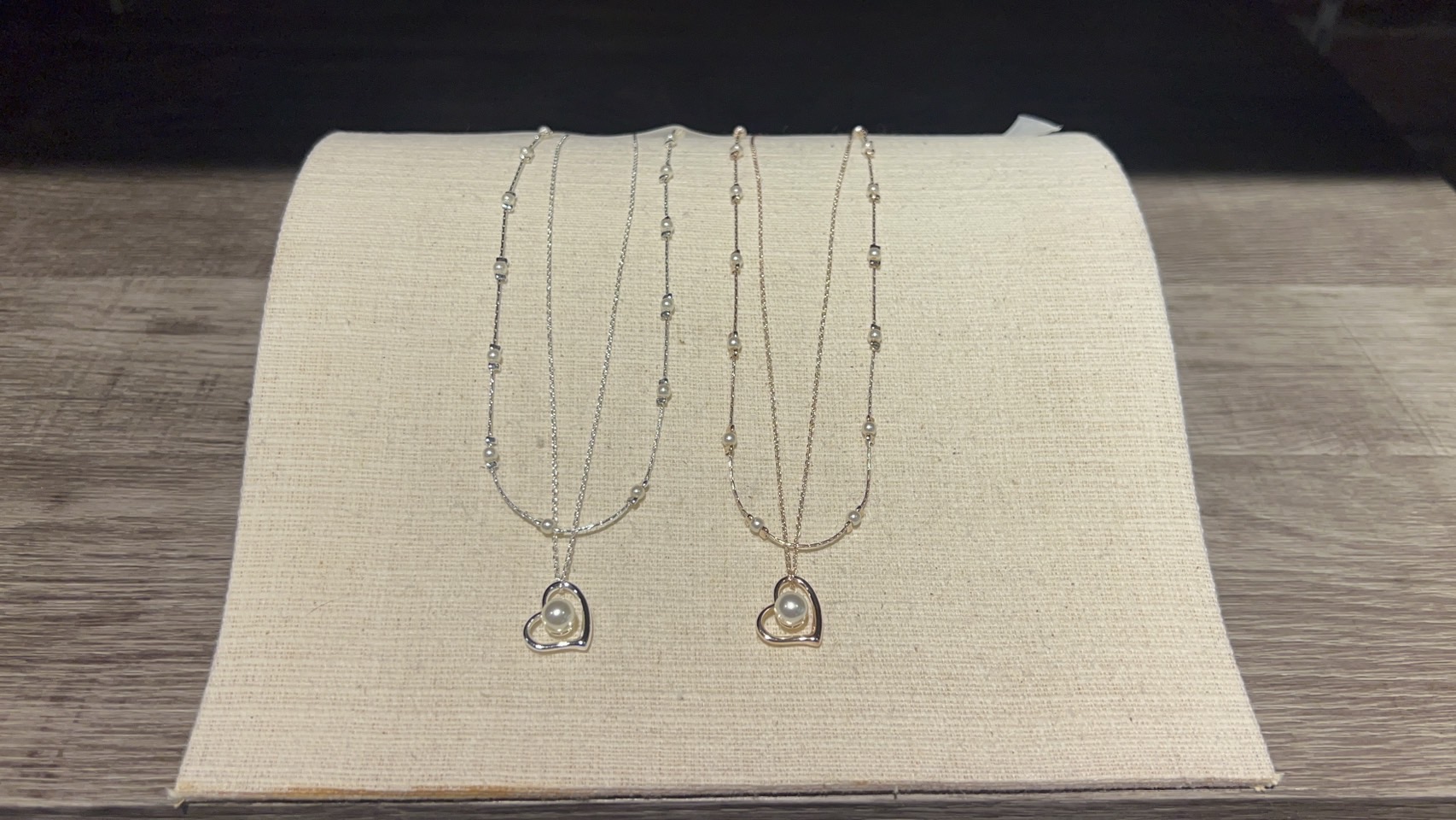 イメージ：パールハートネックレス