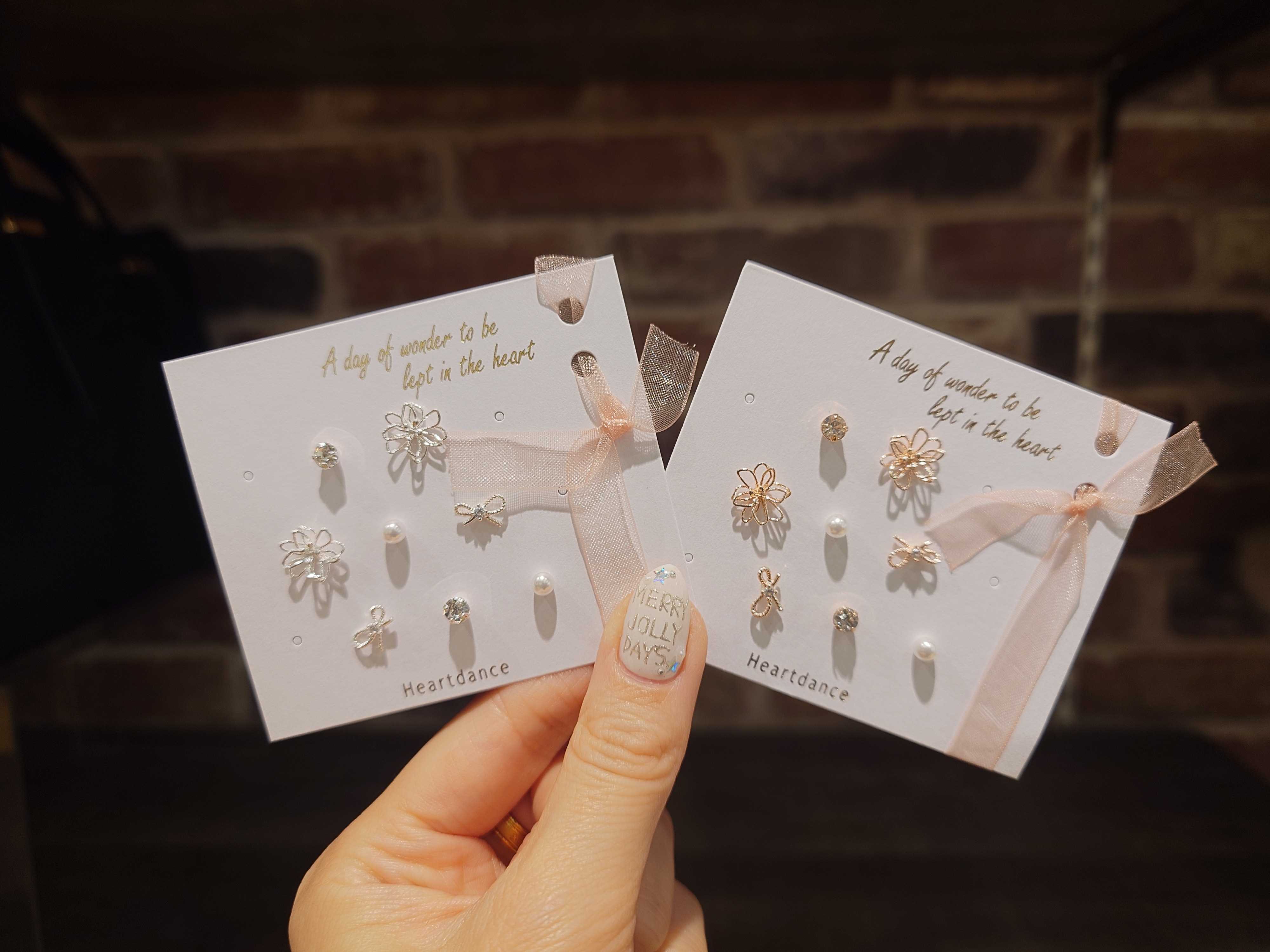 イメージ：フラワーリボン4ペアセットピアス