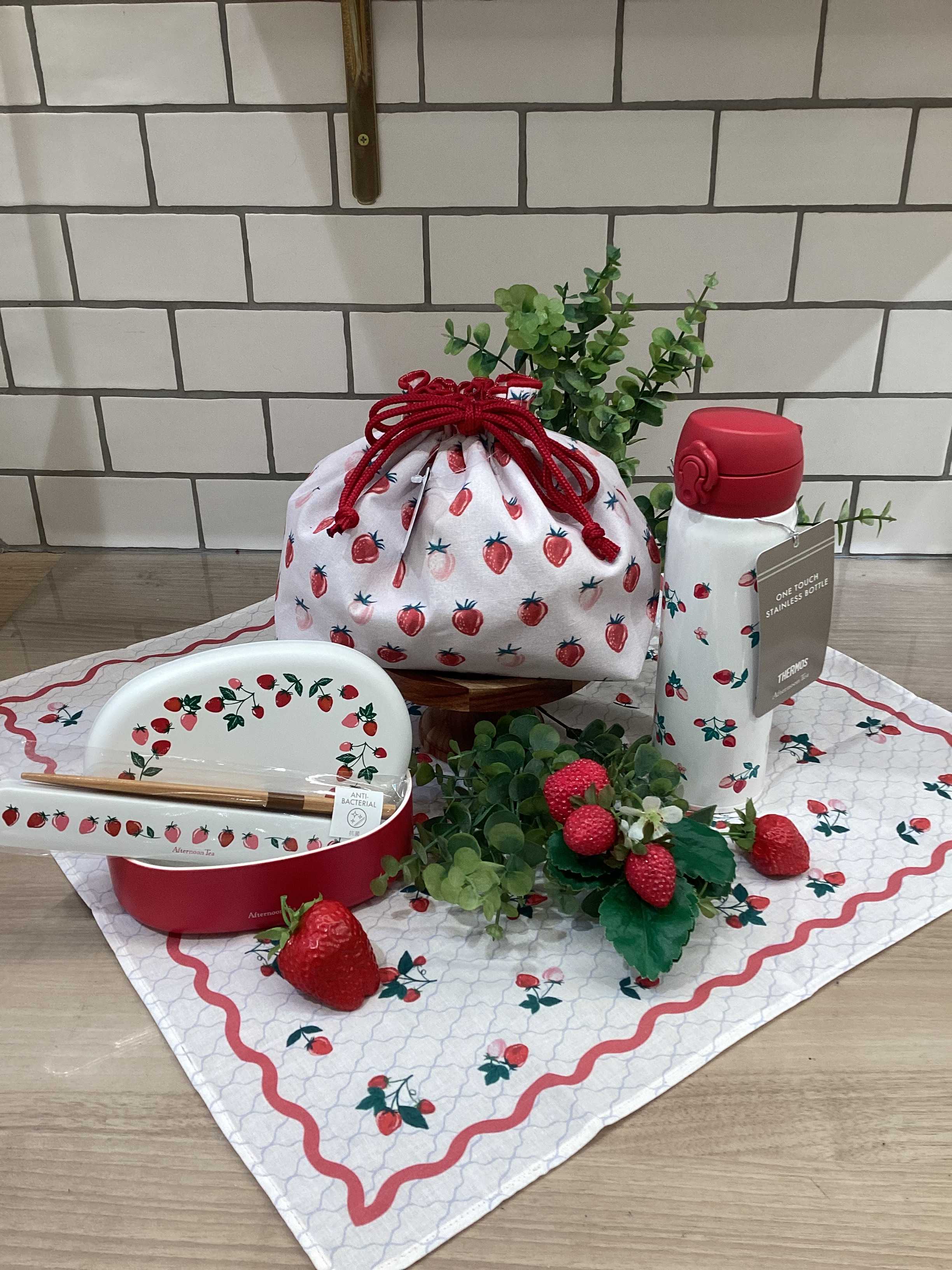 イメージ：春を先取りいちごランチ