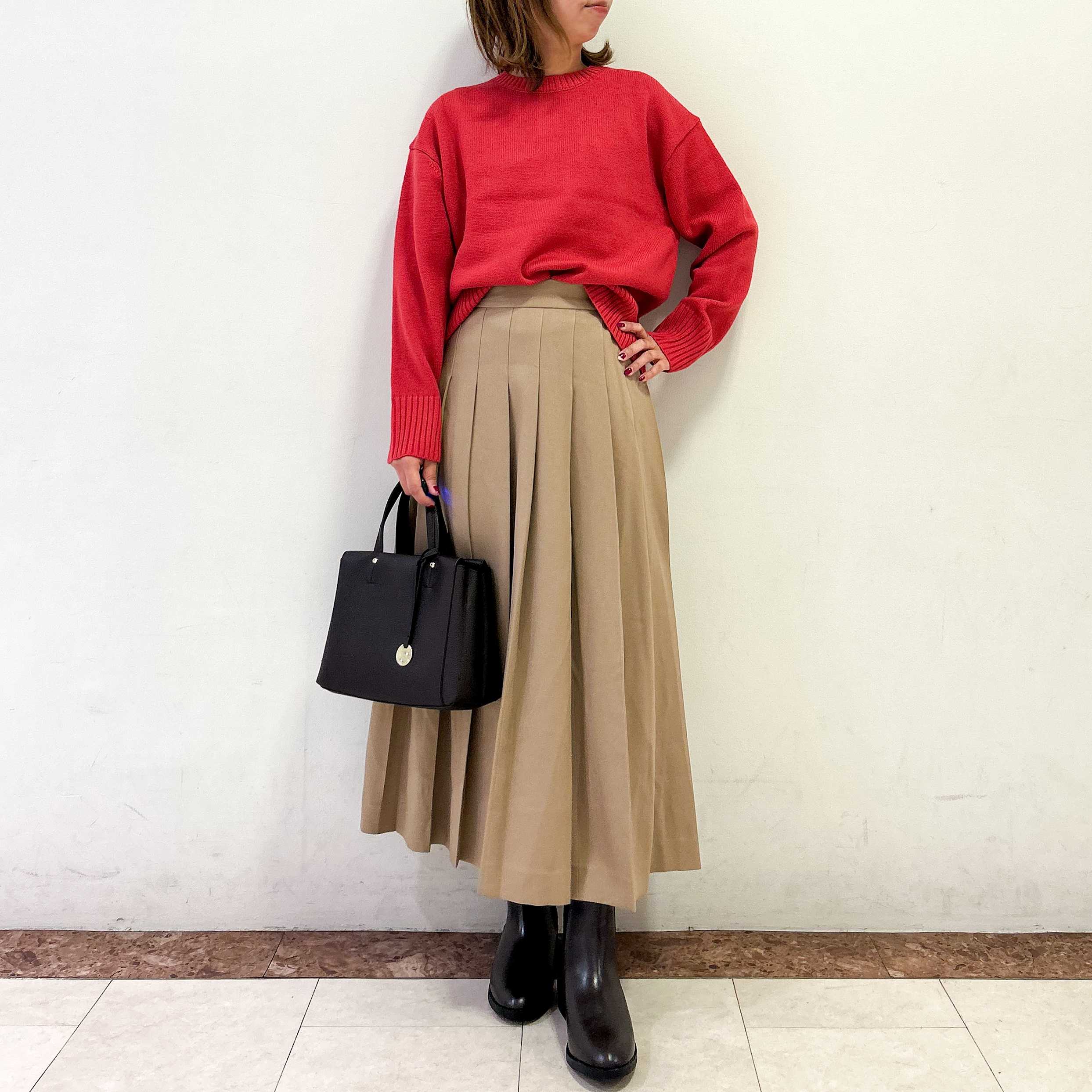 バックボタンリラクシーニット