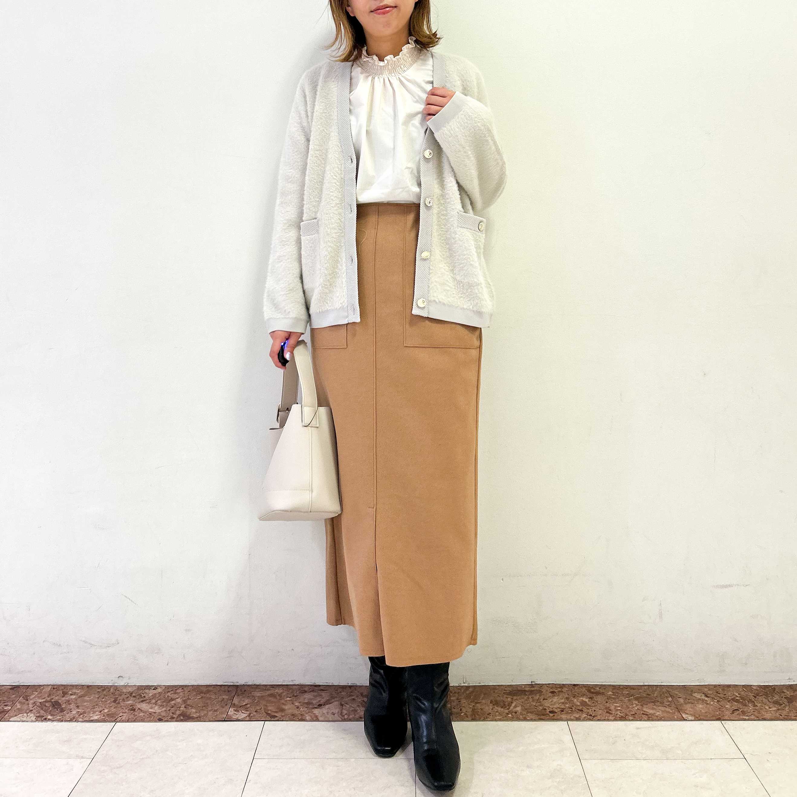 イメージ：フェザーヤーンカーディガン