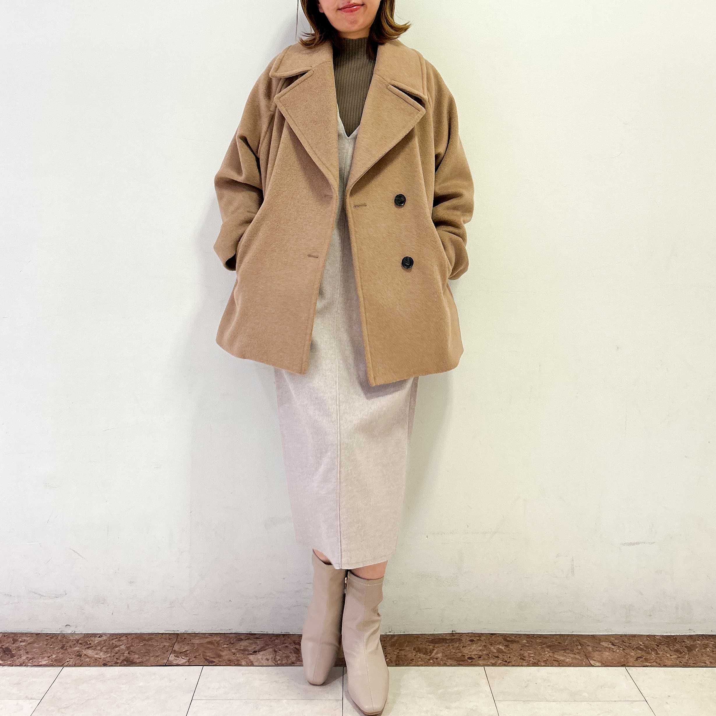 イメージ：カシミヤブレンドウールミドルピーコート