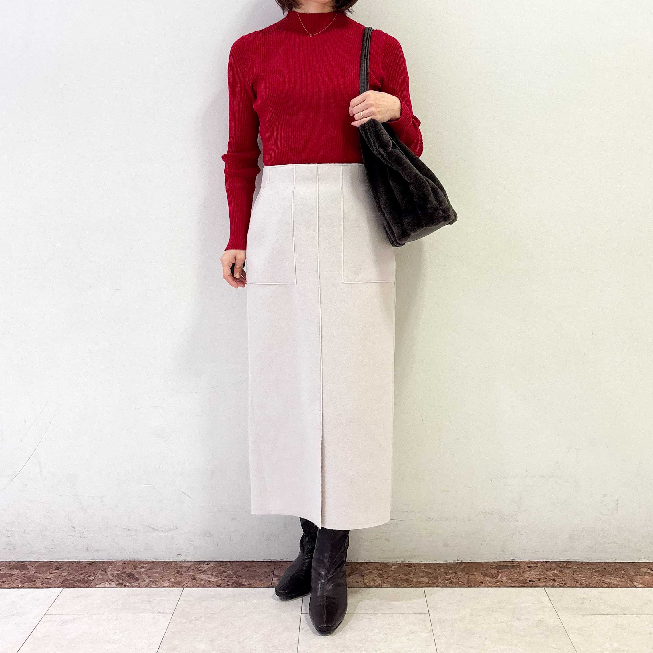 イメージ：ハイネックリブニット