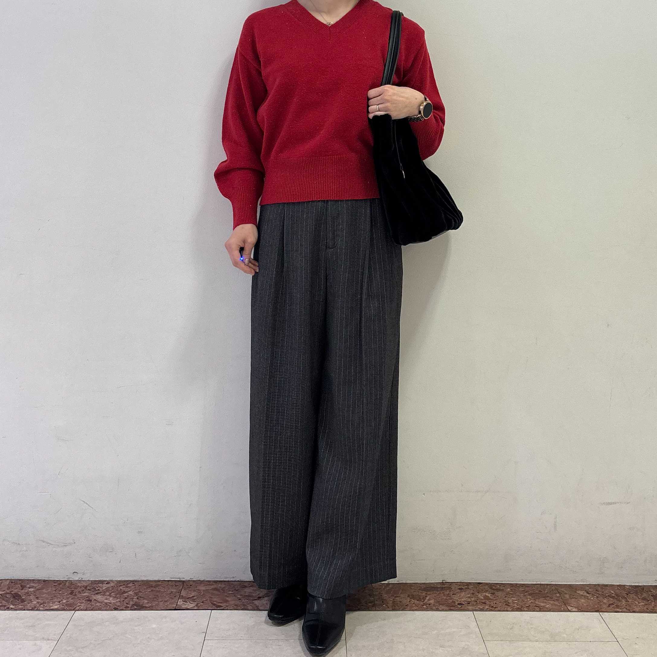 イメージ：Ｖネックラメニット