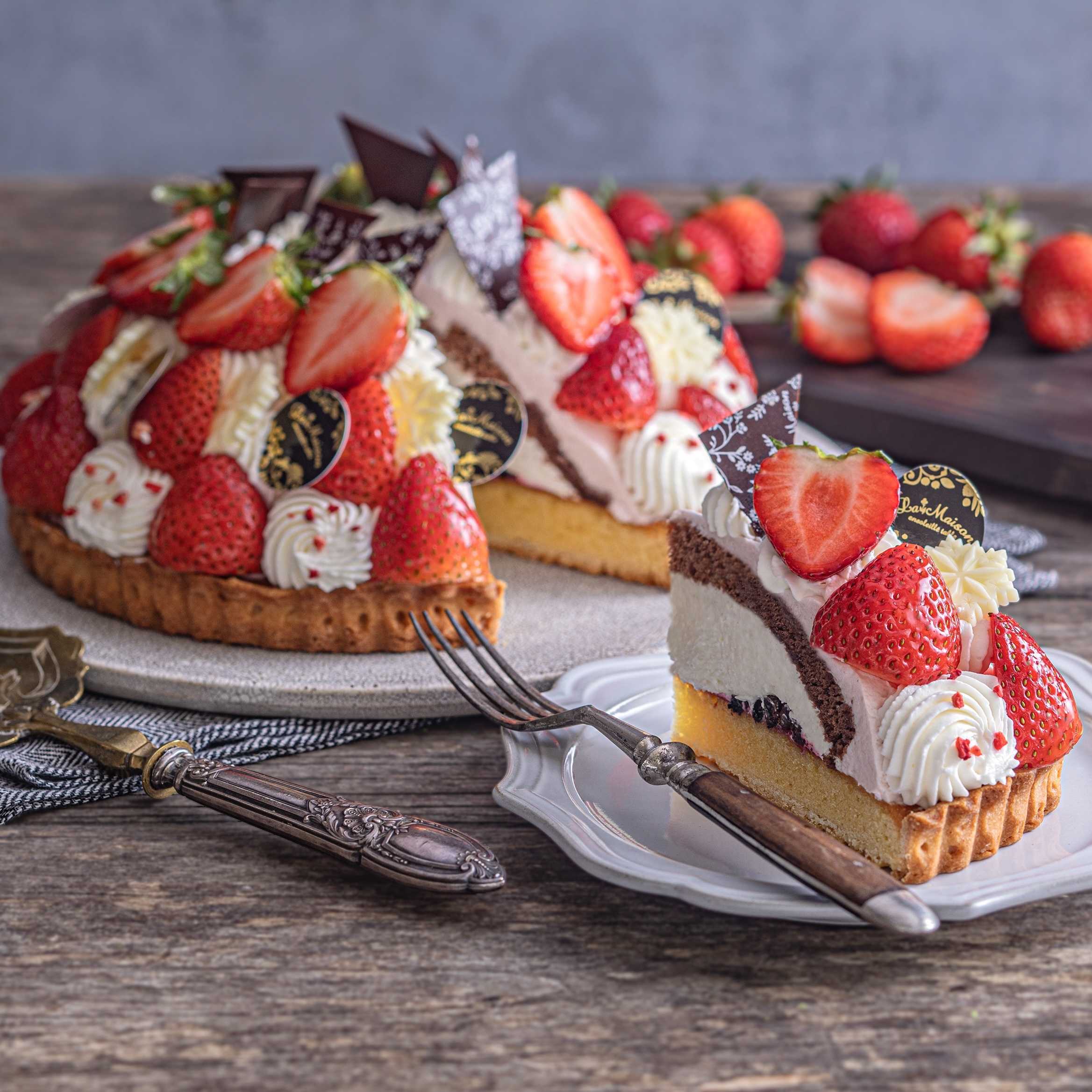 イメージ：12月のおすすめはあまおうのタルト