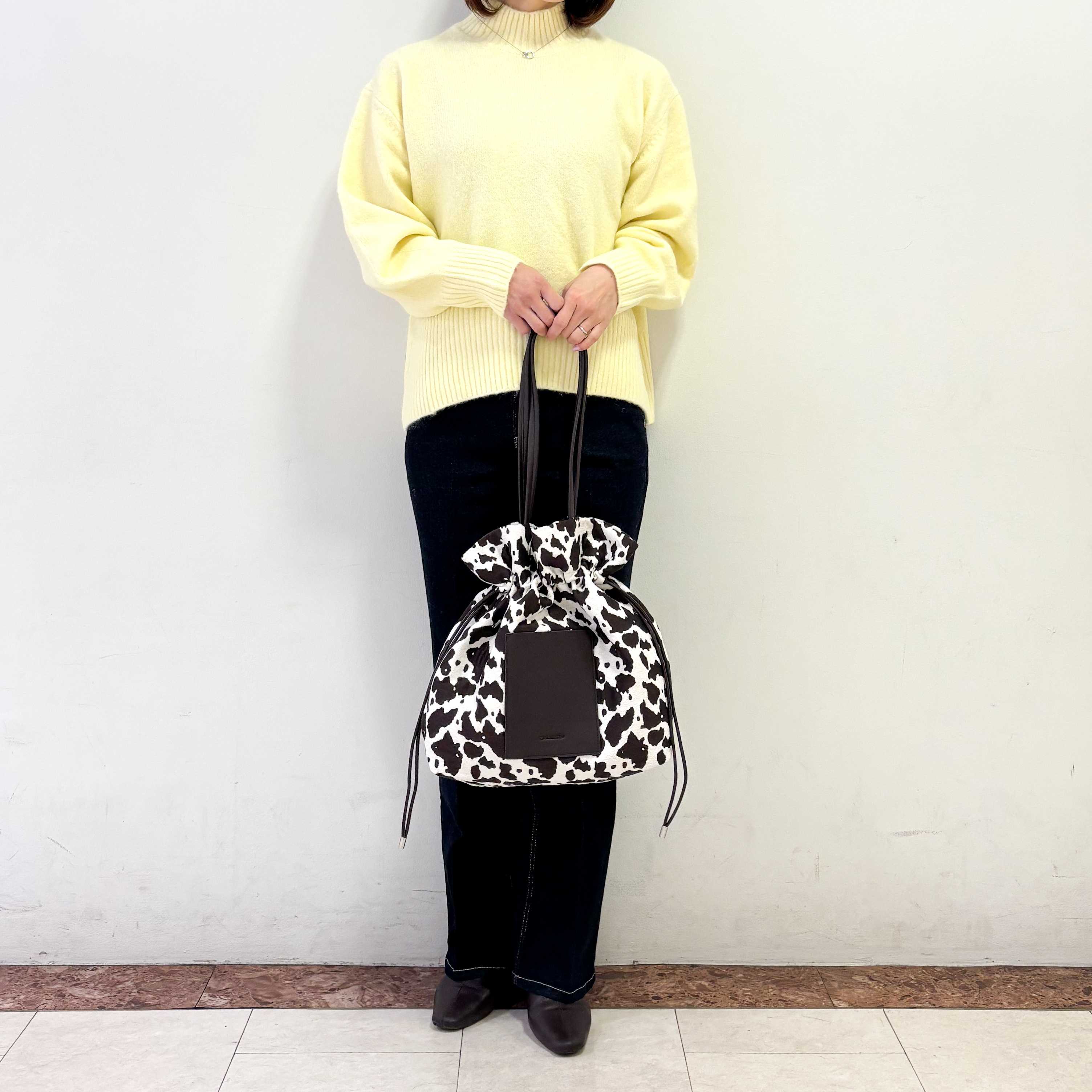 イメージ：ハイネックニット