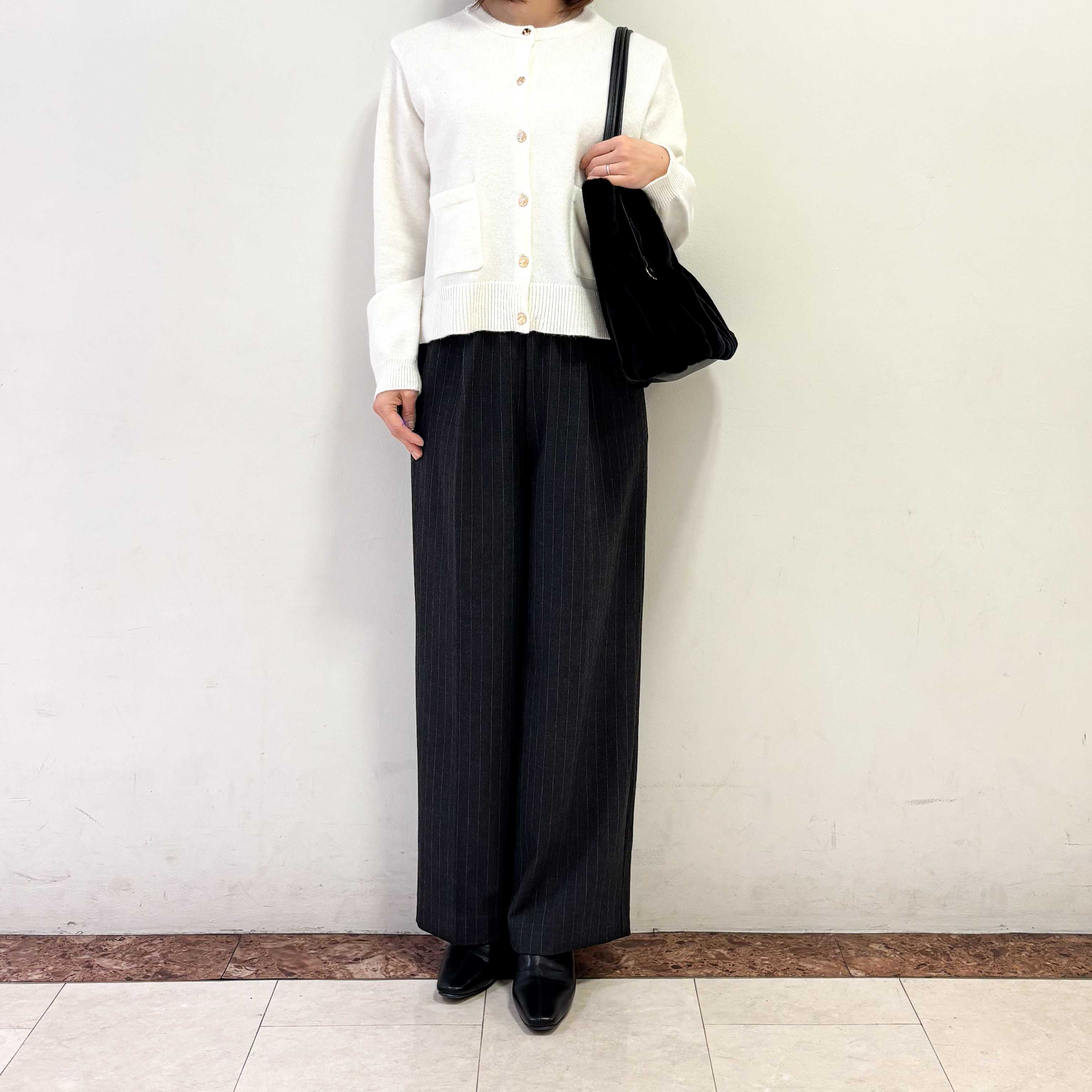 イメージ：金ボタンラメニットカーディガン