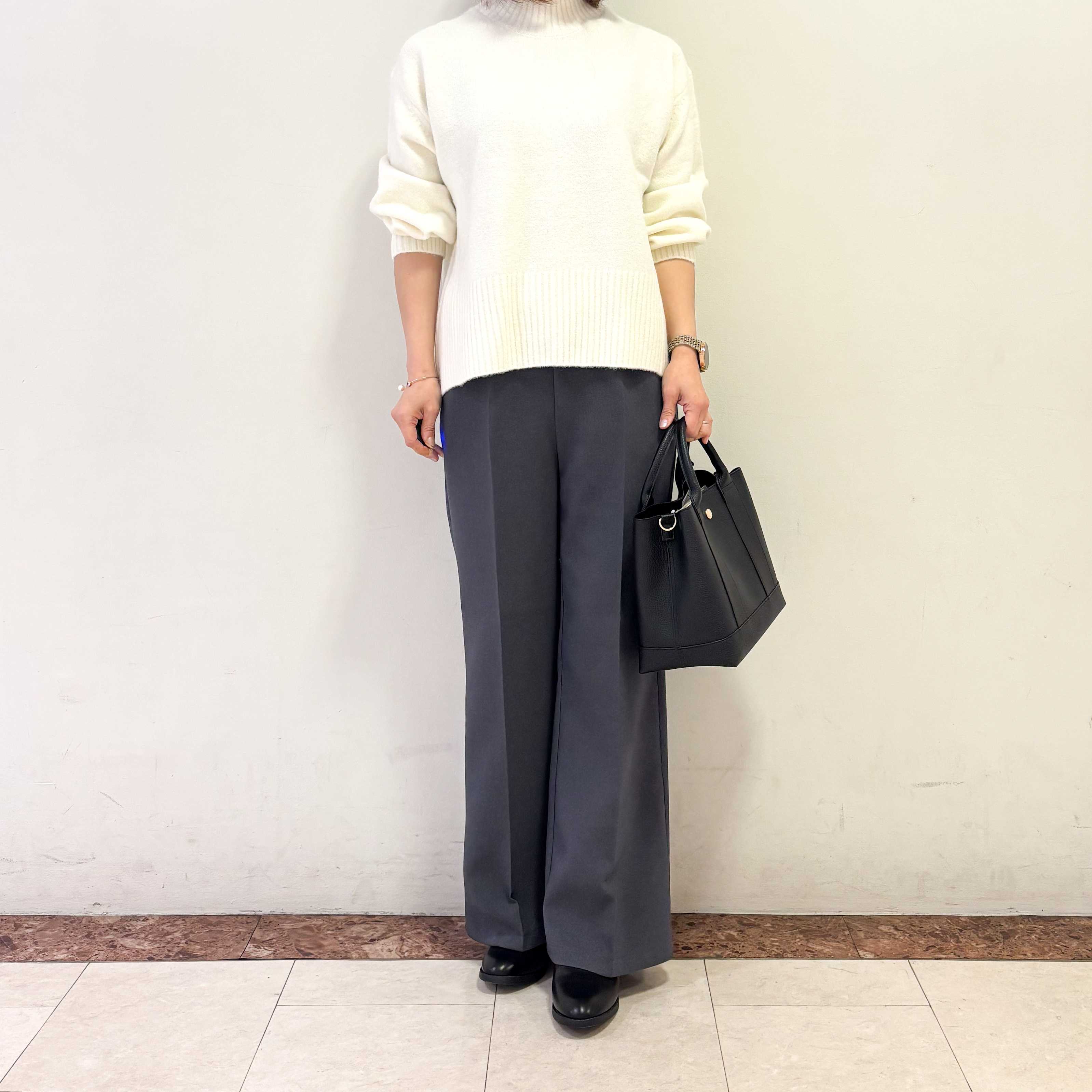 イメージ：フレアパンツ