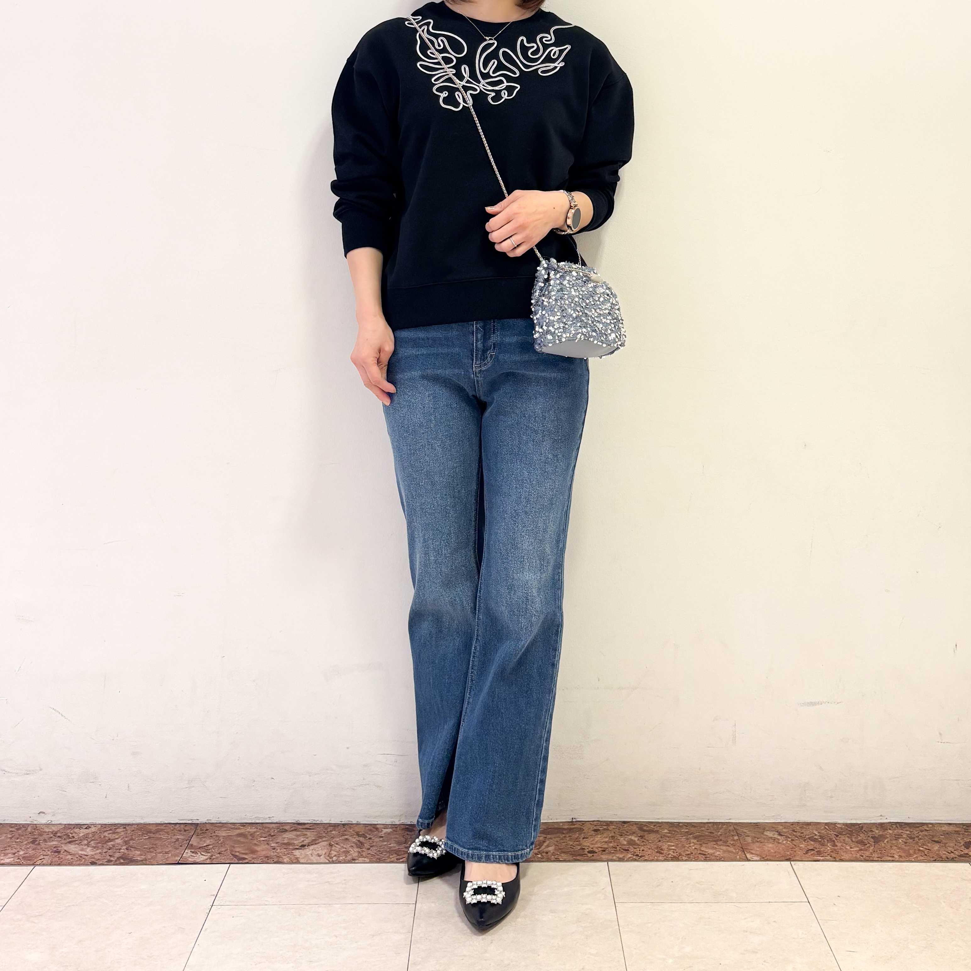 イメージ：刺繍プルオーバー