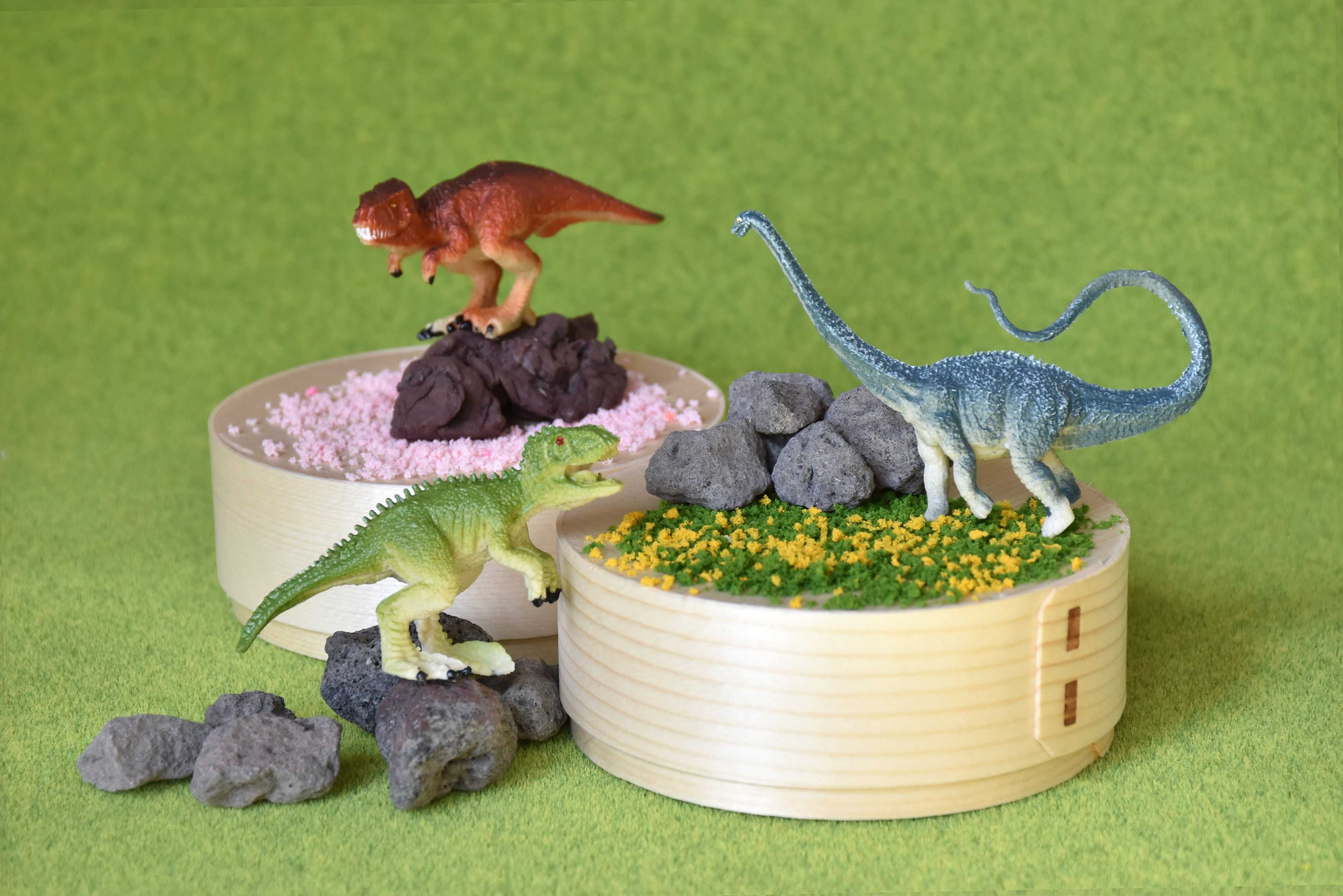 イメージする力を伸ばす「わっぱの恐竜ジオラマボックス作り」