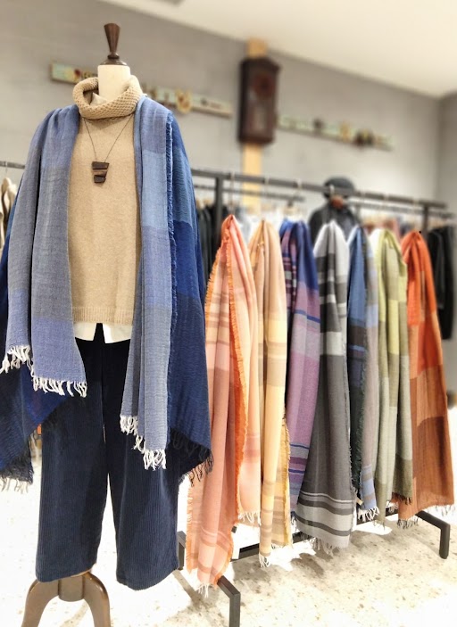 イメージ：【石見銀山 群言堂】　季節のストール展