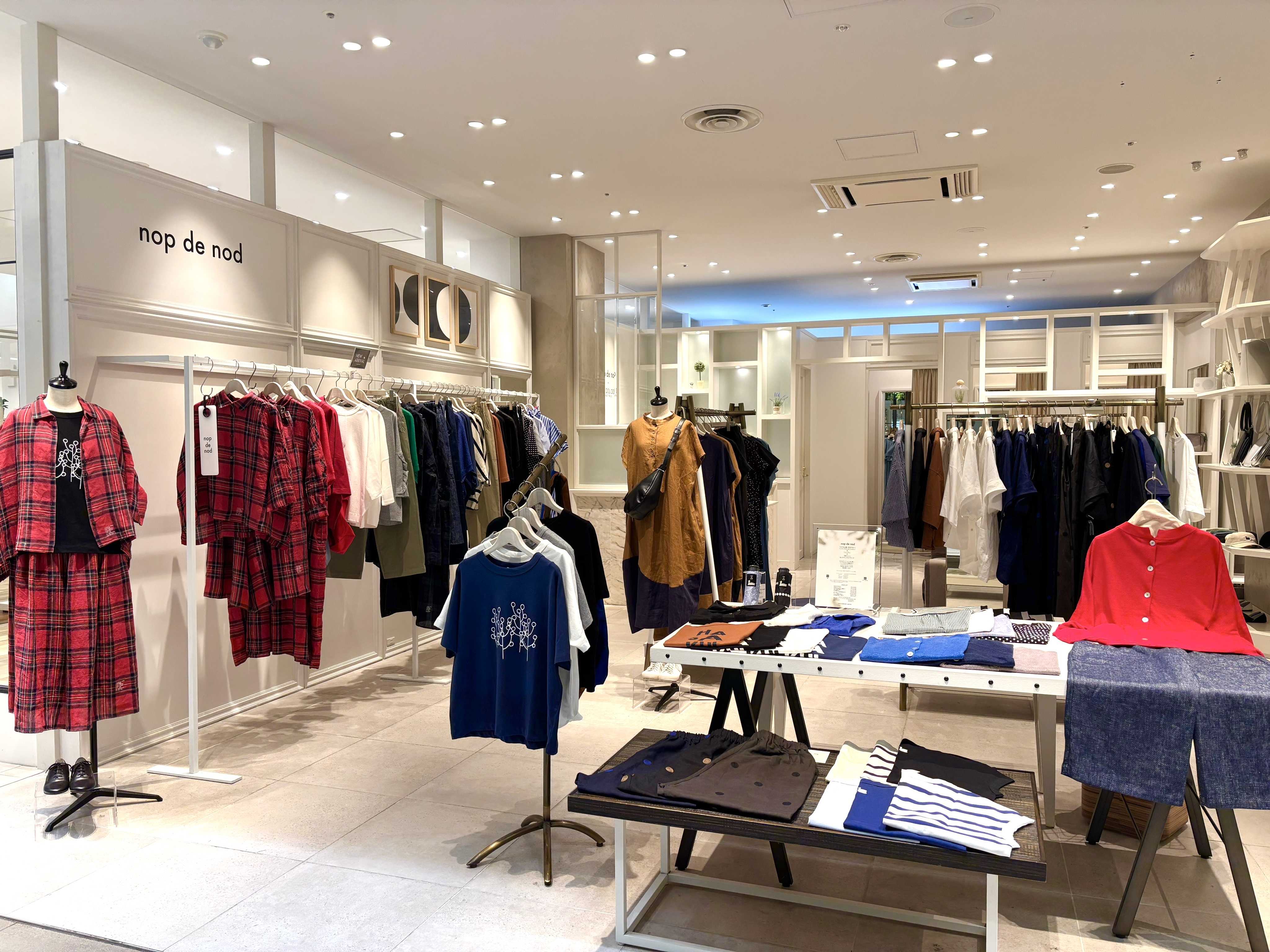 アパレルショップスタッフ募集