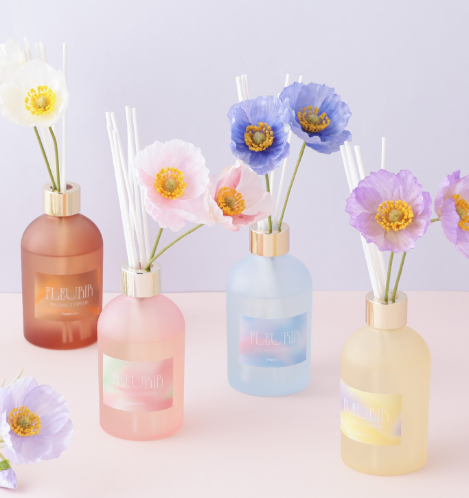 イメージ：まるで本物のお花を飾っているような、見た目もかわいいルームフレグランス