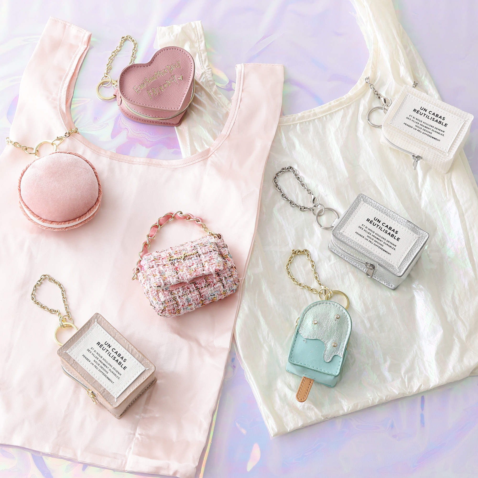 イメージ：かわいいチャームで持ち運べて便利なバッグチャームエコバッグをご紹介します☆