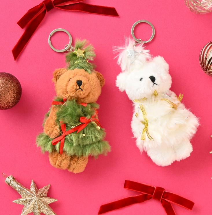 イメージ：＼今年も登場／ツリーに扮したキュートなくまのキーホルダーです♪