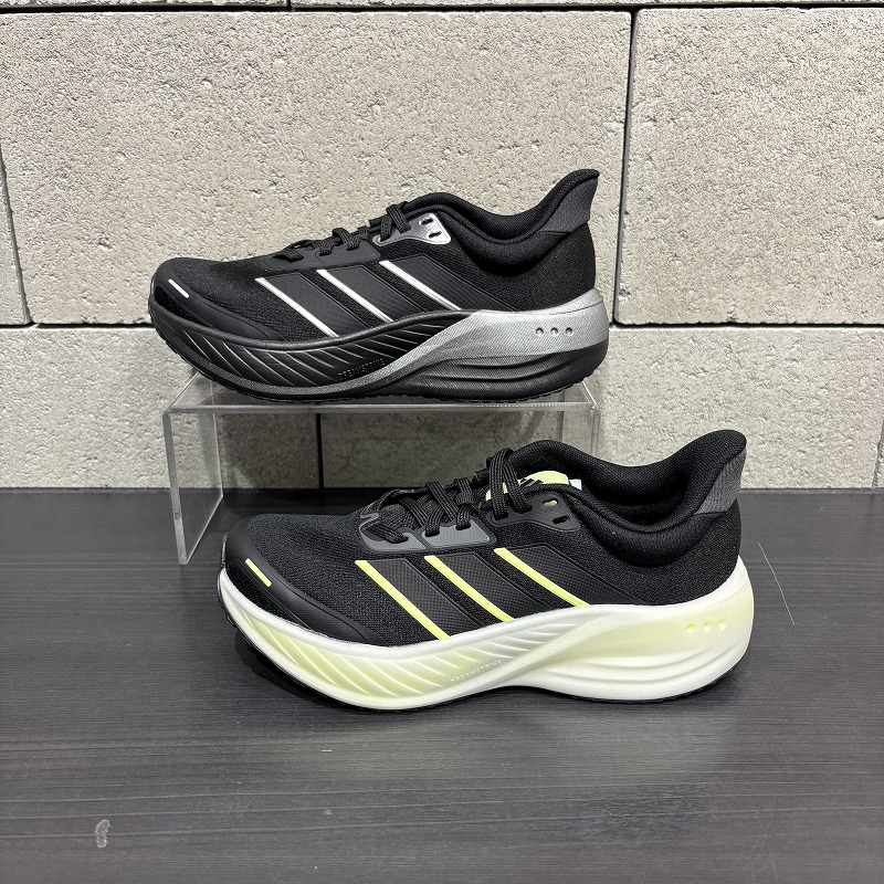 イメージ：履いて驚き！！アディダスのランニングシューズ