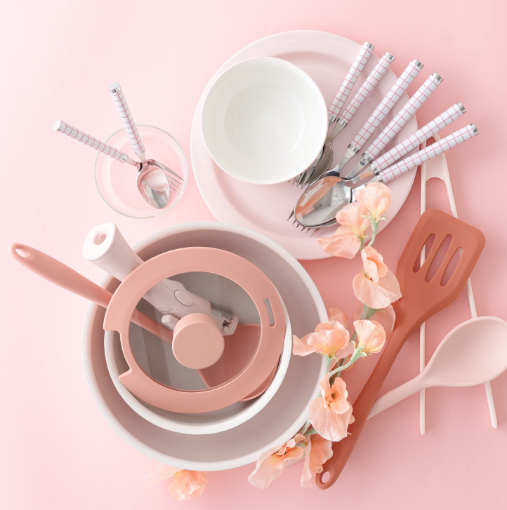 イメージ：手軽にかわいくひとり暮らしにもおすすめのスターターセット☆