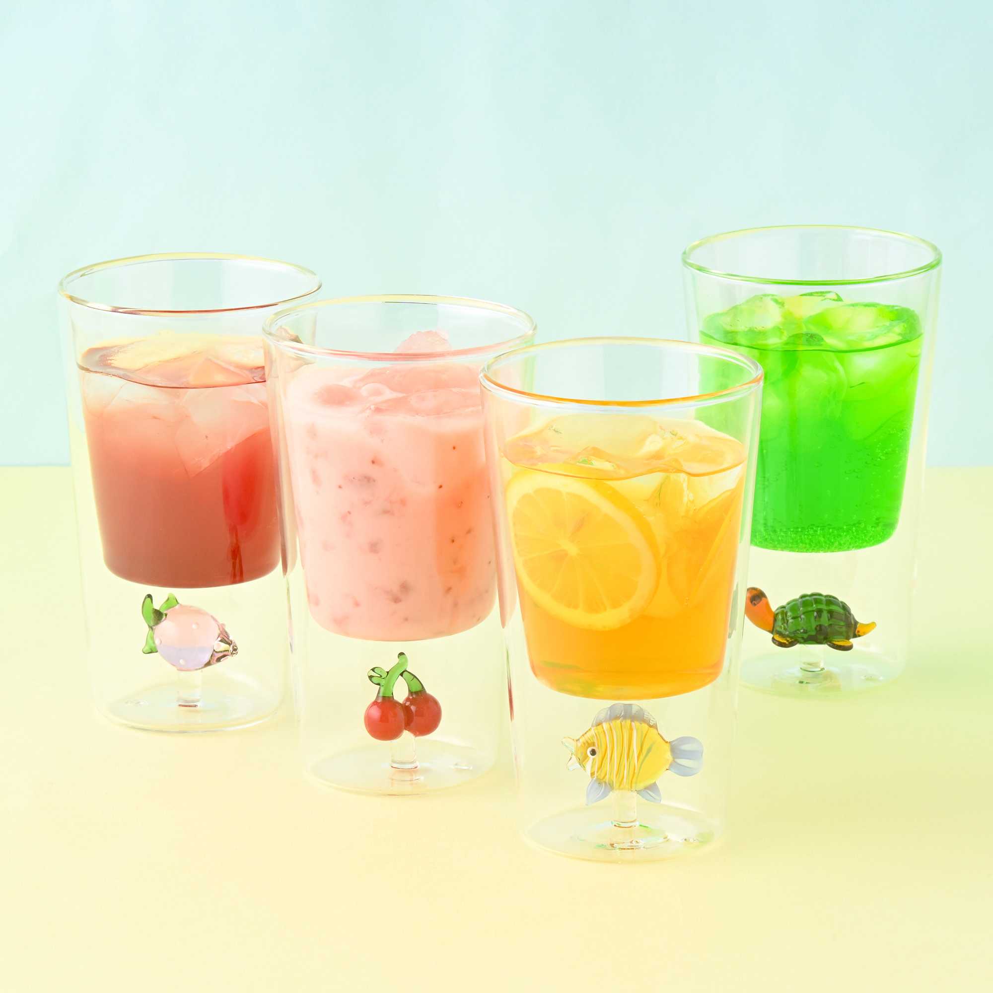 イメージ：キュートなモチーフがグラスの底に入った、ダブルウォールグラス