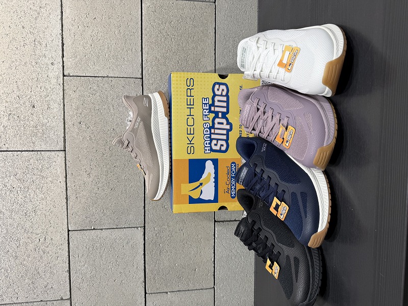 イメージ：大人気！！SKECHERSスリップインズ